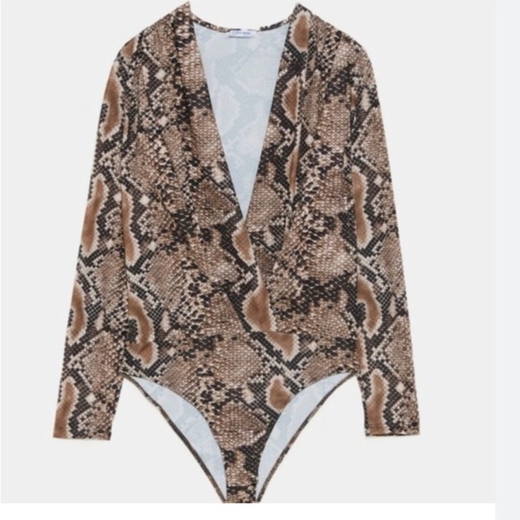 Zara plunge front Snakeskin print long‎ sleeve BodySuit Blouse Size small new - Picture 1 of 5